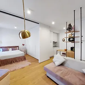 piazza-di-spagna-suite-donata-free-parking.it-romehotels.com/